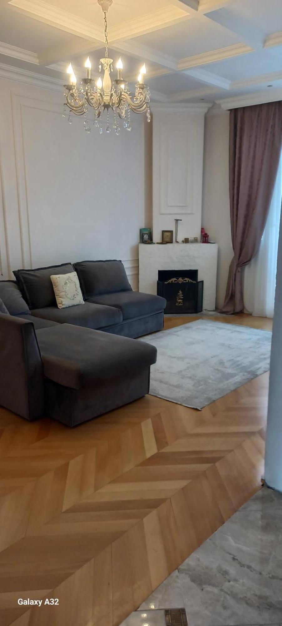 Old Mare Apartment *